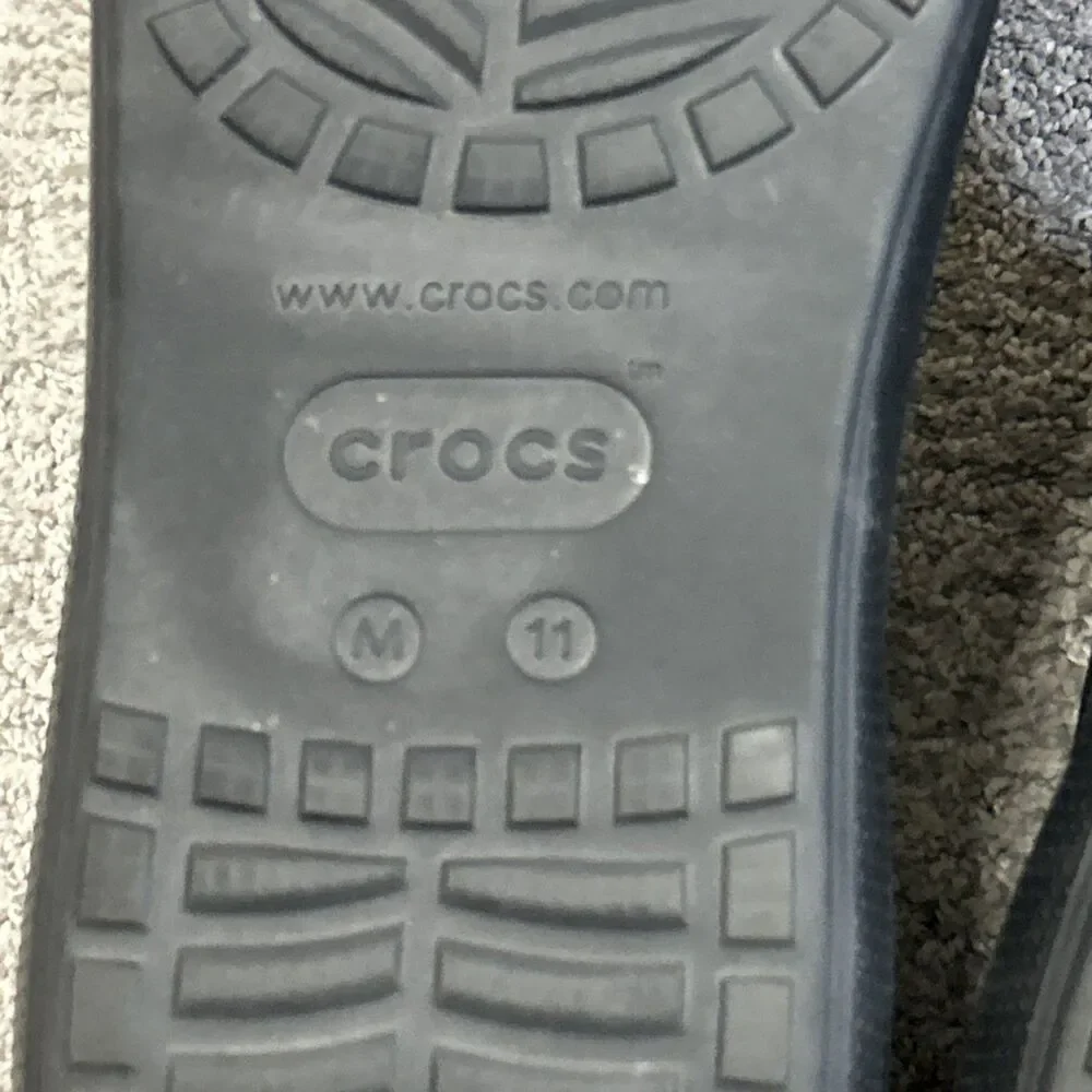 Crocs Classic Crush Slide Mens 11 Black Unisex Platform Beach Summer Sandals